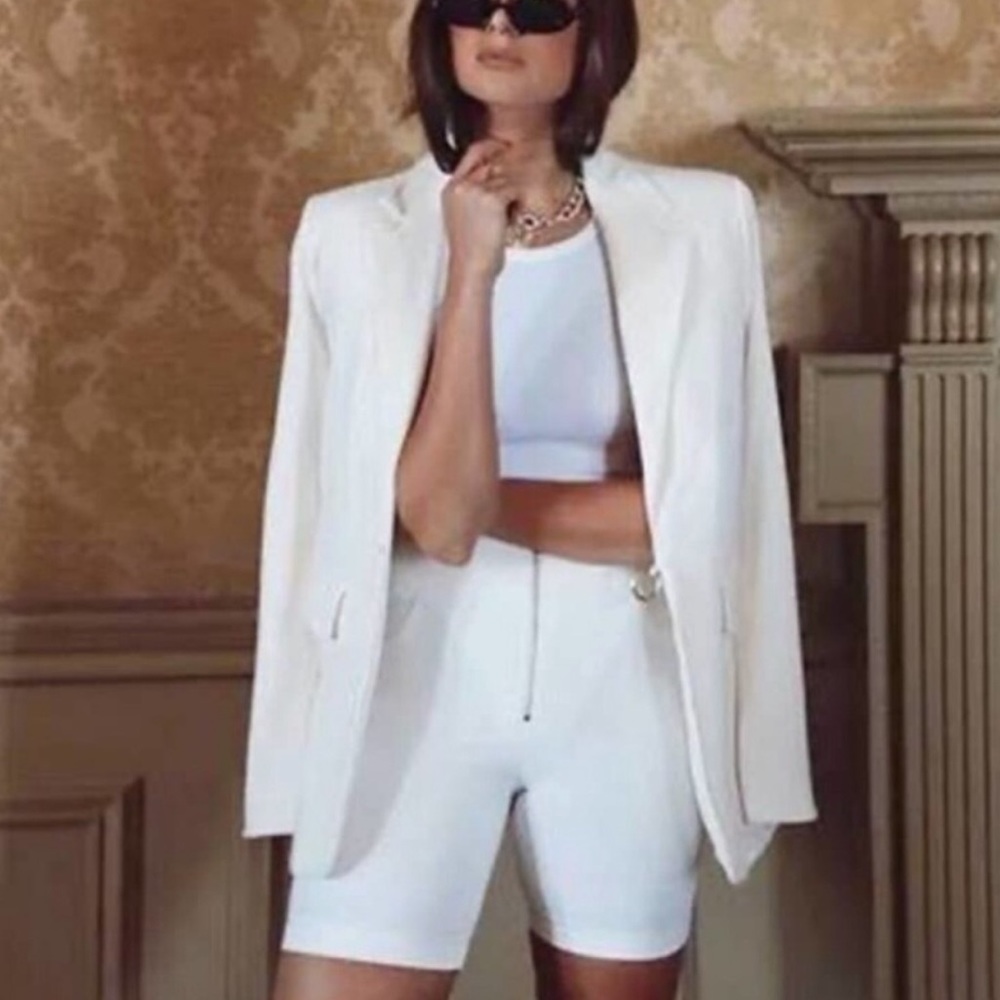 Danielle Bernstein White Blazer NWT - Picture 4 of 8
